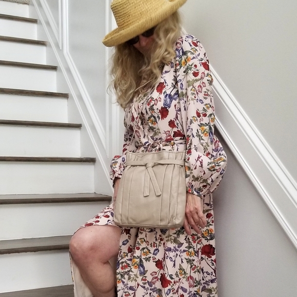 Vintage Leather Shoulder Bag by B. Young, Tan, $28 - Picture 2 of 7